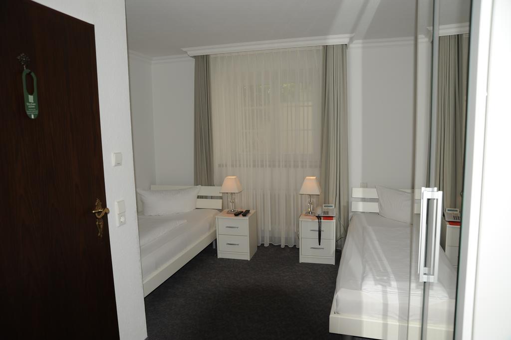 Hotel Adler - Weil Am Rhein Kültér fotó